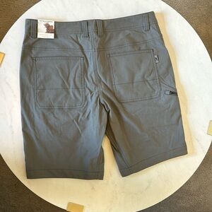 Men’s high tech Shorts, alpine road